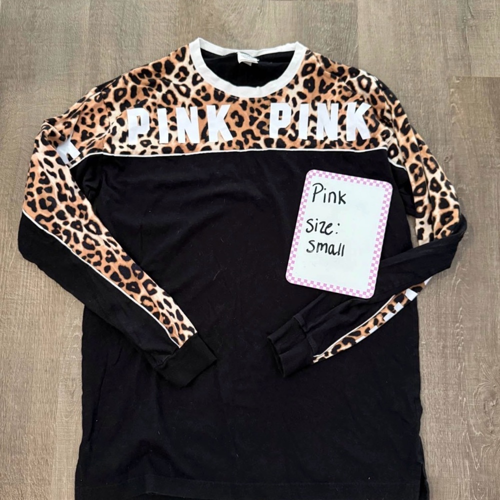 PINK Victoria's Secret Black and Leopard  Long Sleeve Tee